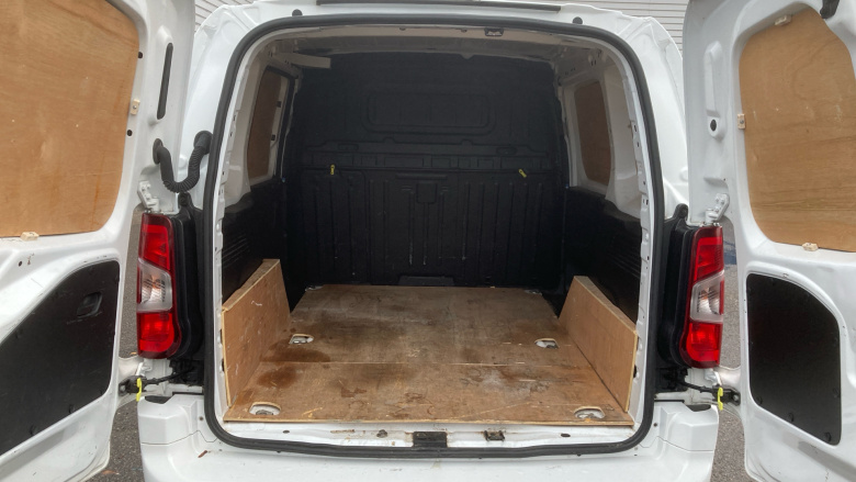 Peugeot Partner Standard Diesel 650 1.5 BlueHDi 75 Professional Premium Van